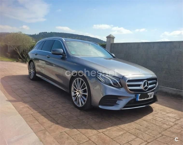 Usado Mercedes E220 194 CV (142 kW) 2018 Gris / plata Familiar
