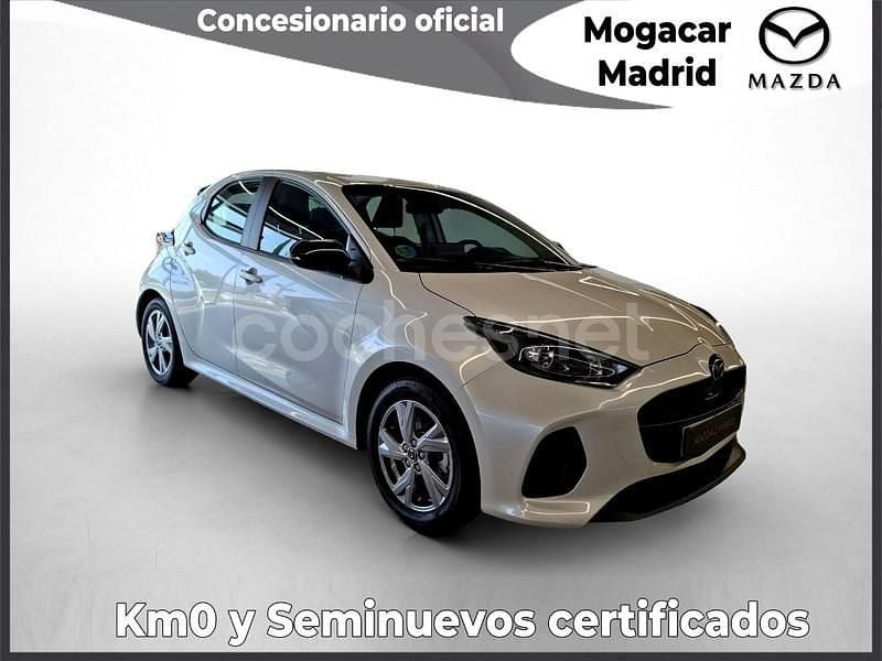 Usado Mazda 2 Exclusive-Line 116 CV (85 kW) 2025 Blanco Berlina
