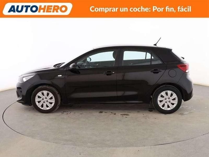 Usado Kia Rio 86 CV (63 kW) 2017 Negro Utilitario