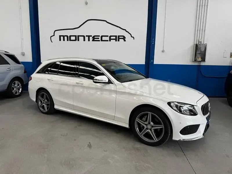 Usado Mercedes C220 AMG 170 CV (125 kW) 2015 Blanco Familiar
