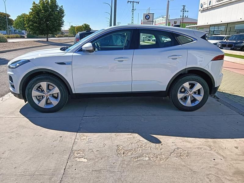 Usado Jaguar E-Pace R-Dynamic 163 CV (119 kW) 2021 Blanco SUV
