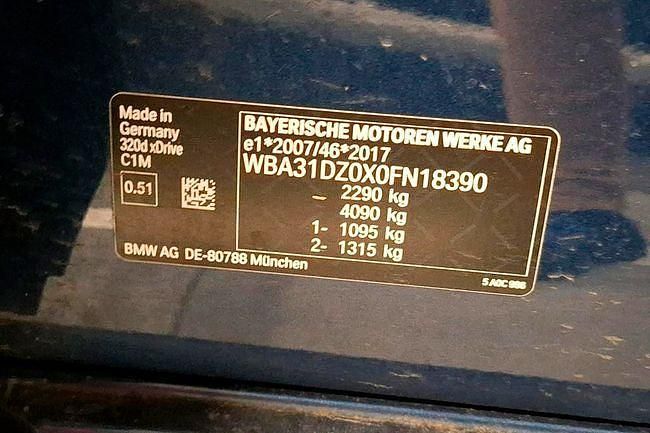 Usado BMW 320e 190 CV (139 kW) 2022 Azul Familiar