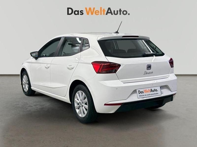 Usado Seat Ibiza Style 110 CV (80 kW) 2021 Blanco Utilitario