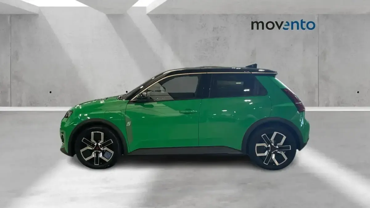 Usado Renault R5 Techno 110 kW (150 CV) 2025 Verde Utilitario