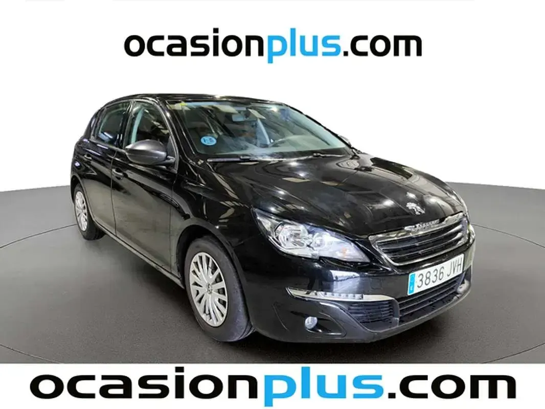 Usado Peugeot 308 Access 100 CV (73 kW) 2016 Negro Utilitario