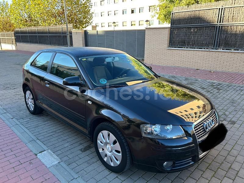 Usado Audi A3 Attraction 102 CV (75 kW) 2008 Negro Berlina