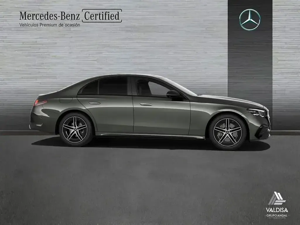 Usado Mercedes E220 197 CV (144 kW) 2025 Gris Berlina