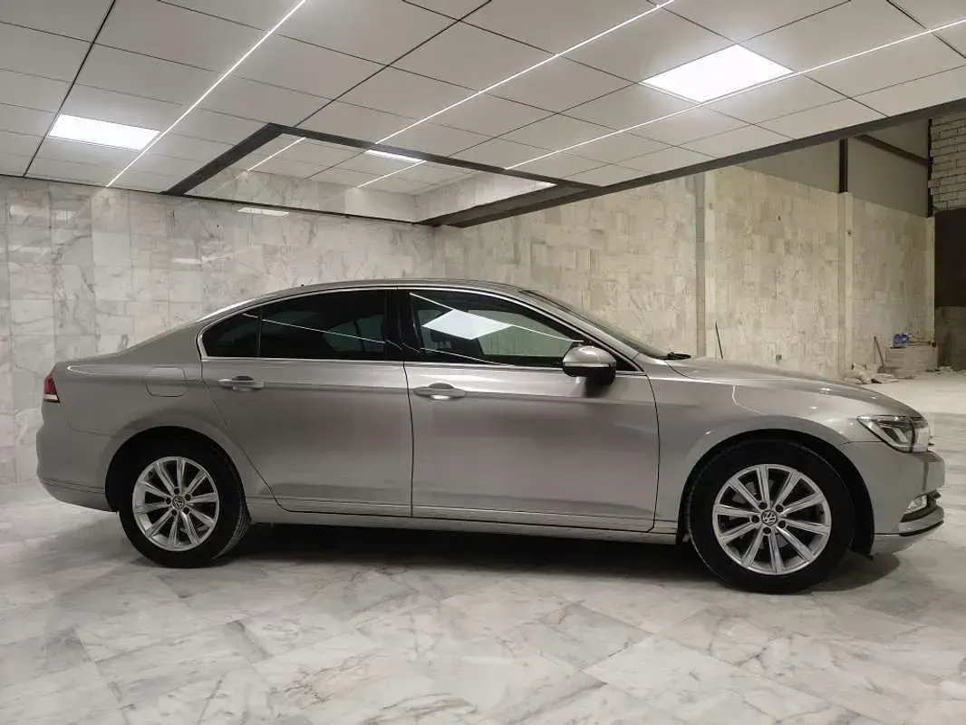Usado VW Passat Advance 150 CV (110 kW) 2016 Beige Berlina