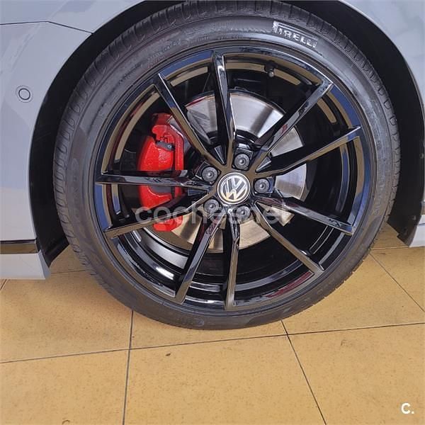 Usado VW Passat R-line 272 CV (200 kW) 2019 Gris / plata Familiar