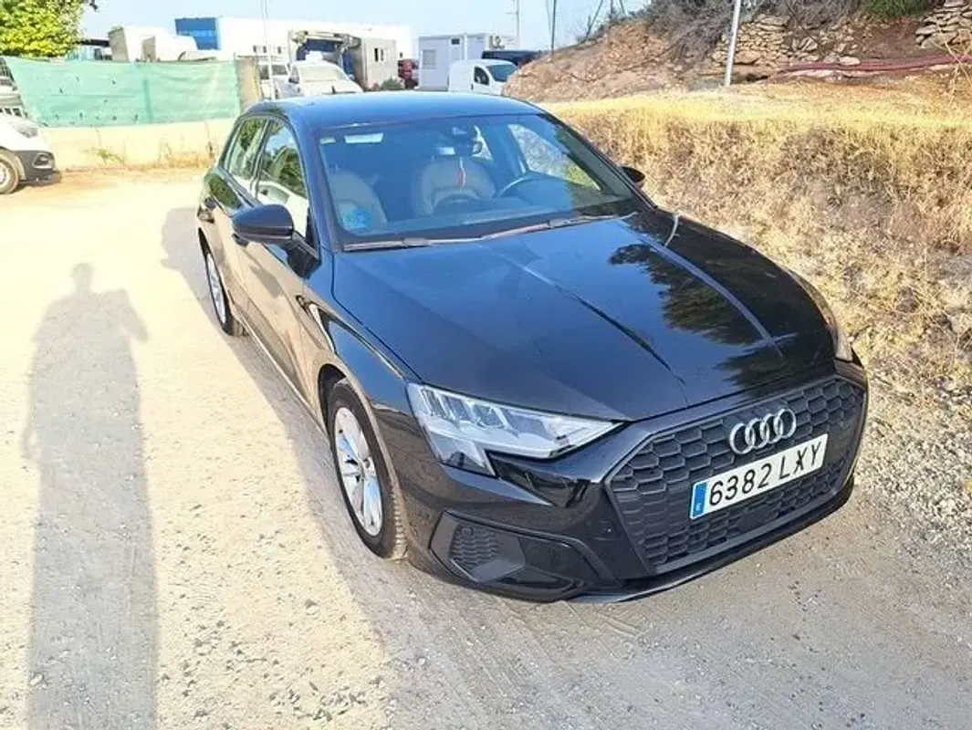 Usado Audi A3 Sportback Premium 116 CV (85 kW) 2022 Negro Utilitario