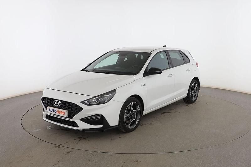 Blanco Usado 2023 Hyundai i30 N Line Utilitario | 18.699 € (Precio justo) - Imagen 1/3