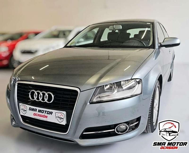 Usado Audi A3 Sportback Attraction 105 CV (77 kW) 2011 Azul Utilitario
