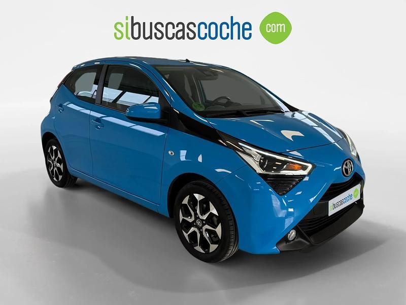 Azul Usado 2020 Toyota Aygo X-play Utilitario | 11.990 € (Precio justo) - Imagen 1/4