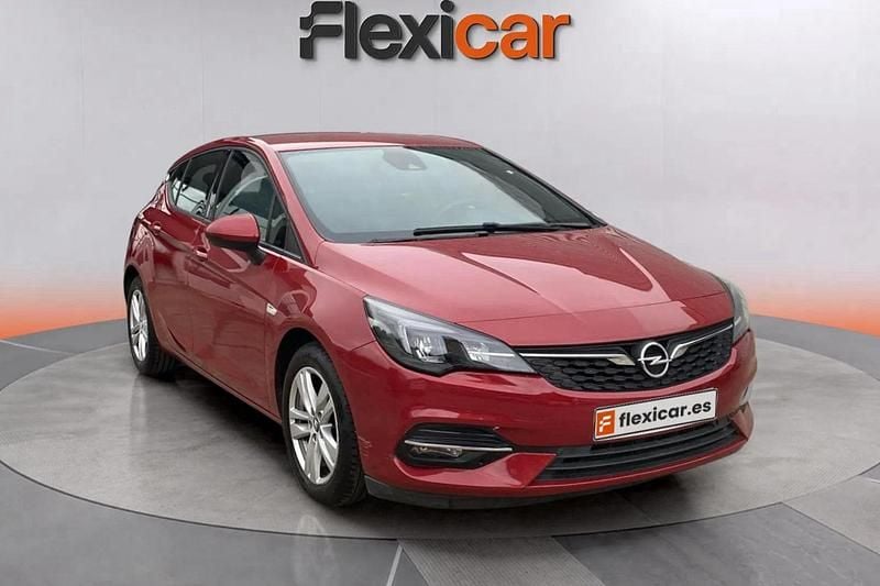 Rojo Usado 2020 Opel Astra GS Line Utilitario | 9490 € (Buen precio) - Imagen 1/4