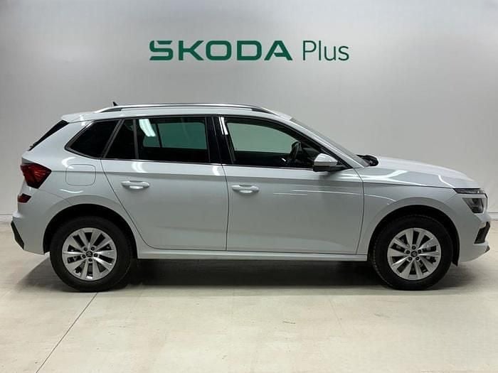 Usado Skoda Kamiq Selection 115 CV (84 kW) 2025 Blanco SUV