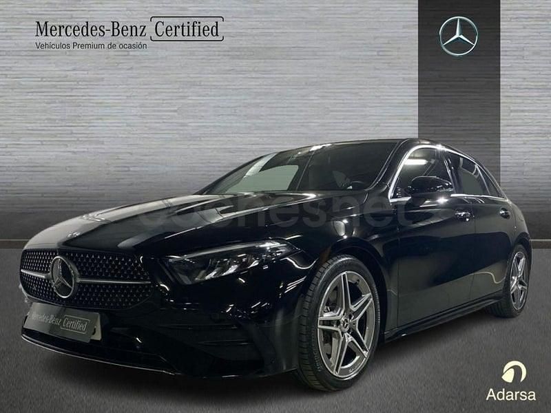 Usado Mercedes A180 AMG line 116 CV (85 kW) 2024 Negro Berlina
