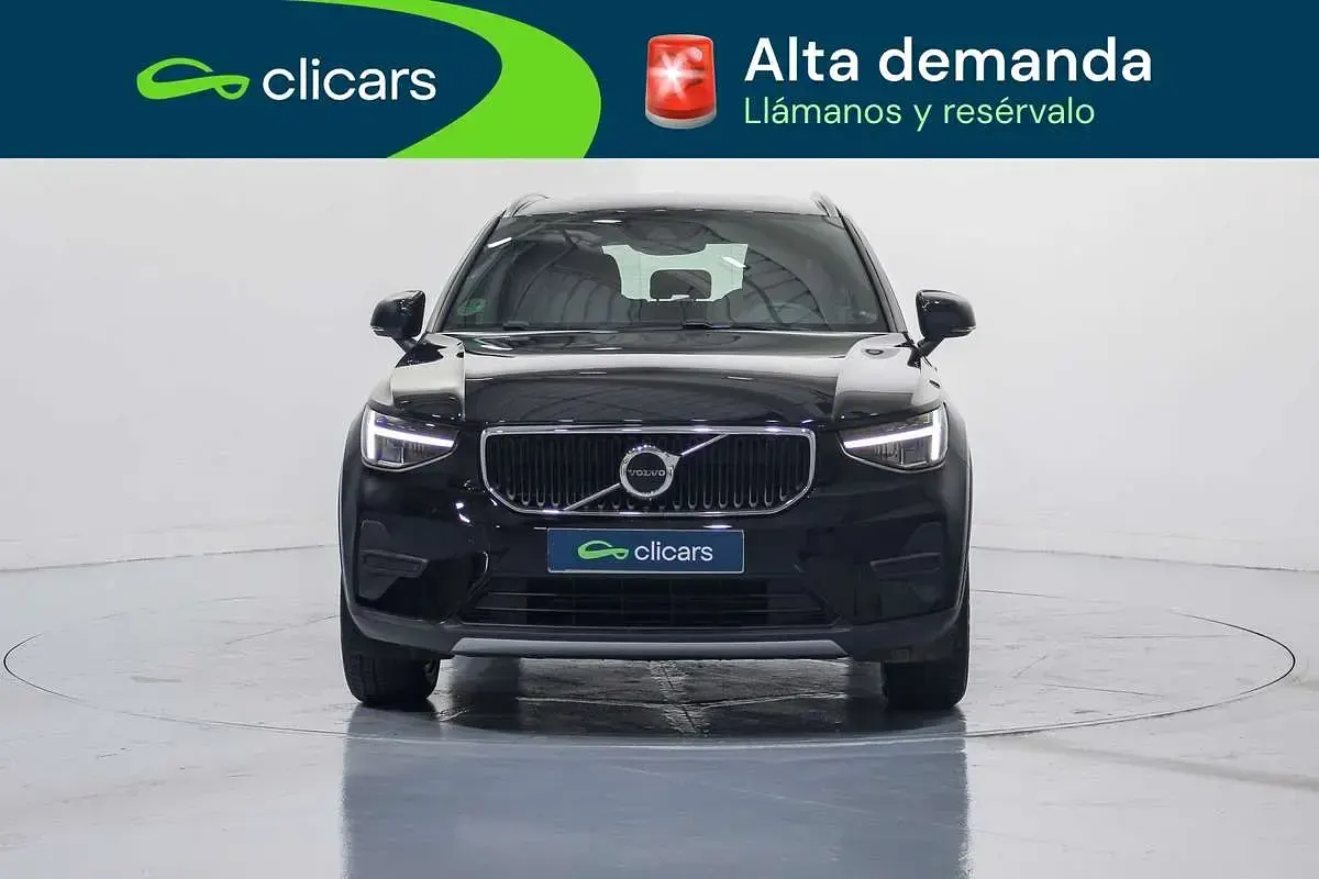 Usado Volvo XC40 Core 129 HP (94 kW) 2023 Preto SUV
