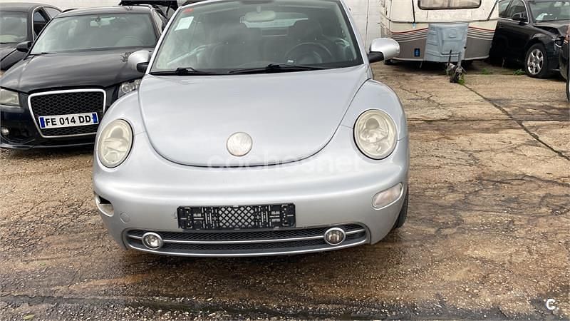 Usado VW New Beetle Cabriolet 105 CV (77 kW) 2006 Negro Descapotable