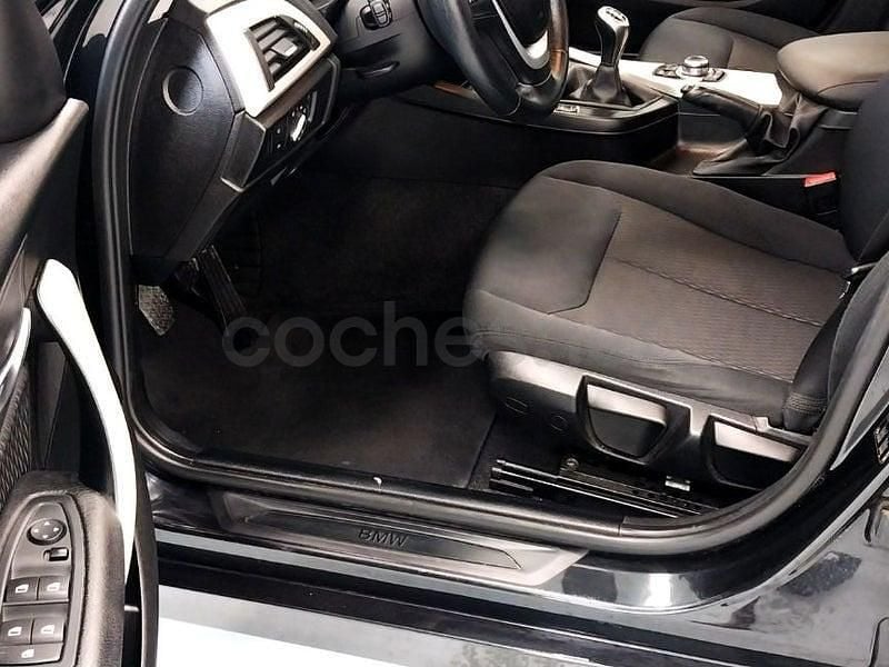 Usado BMW 116 116 HP (85 kW) 2014 Preto Citadino