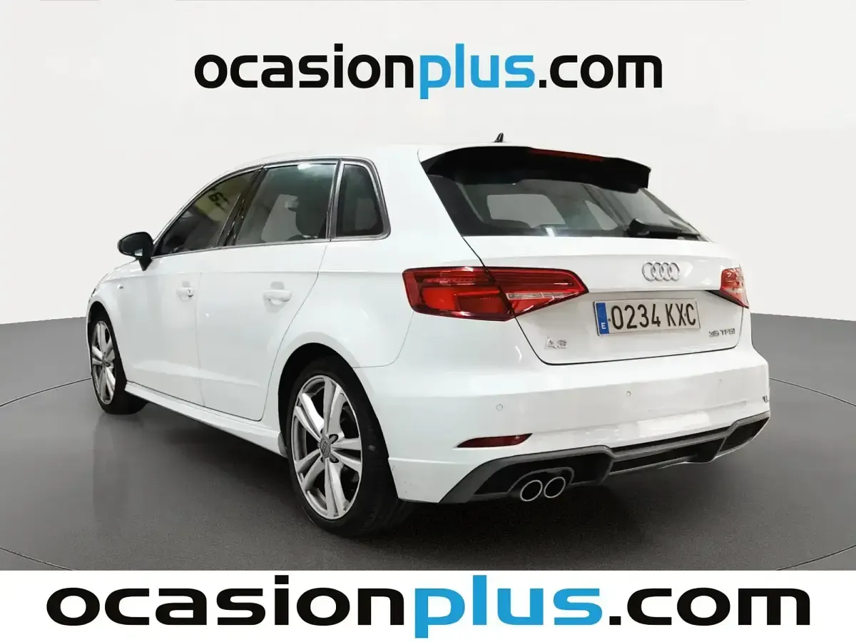 Usado Audi A3 S-Line 150 CV (110 kW) 2019 Blanco Berlina