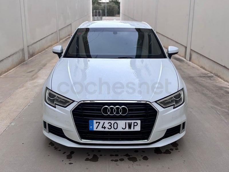 Usado Audi A3 Sport 110 CV (80 kW) 2017 Blanco Berlina