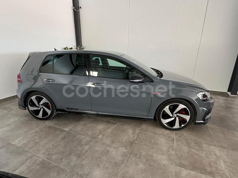 Usado VW Golf VII GTI 290 CV (213 kW) 2019 Gris / plata Berlina