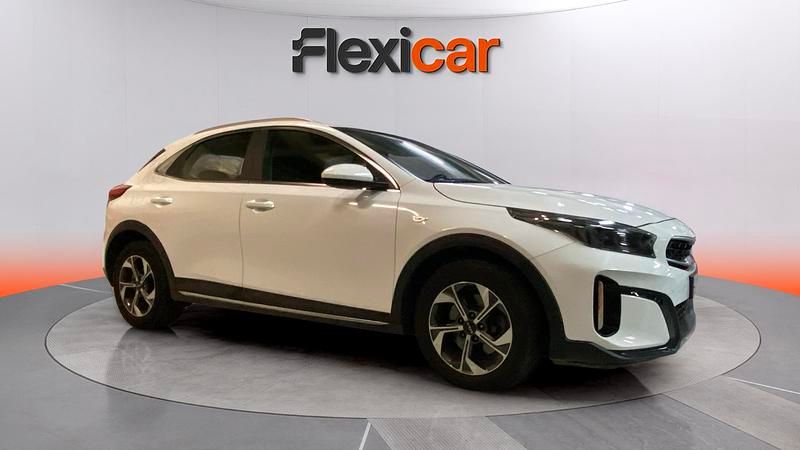 Usado Kia XCeed 120 CV (88 kW) 2023 Blanco SUV