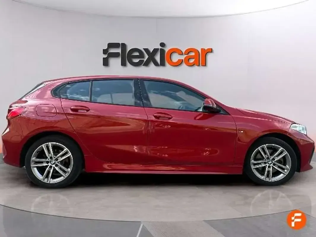 Usado BMW 116 116 CV (85 kW) 2024 Rojo Utilitario