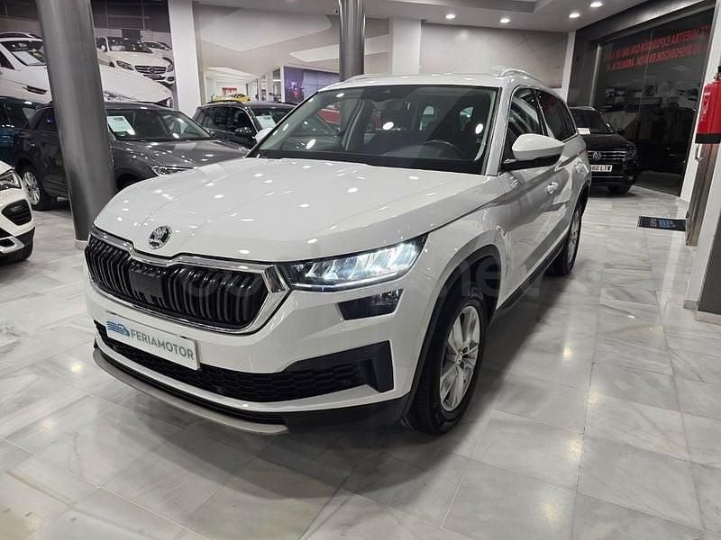 Usado Skoda Kodiaq Ambition 150 CV (110 kW) 2022 Blanco SUV