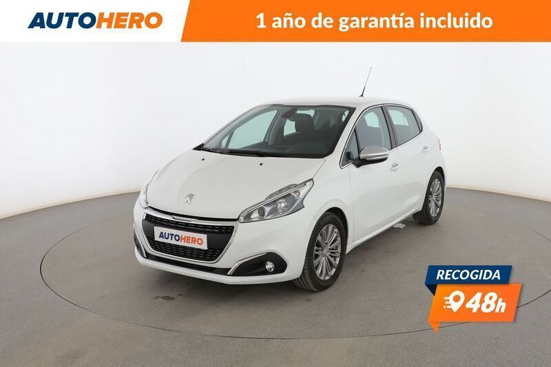 Blanco Usado 2018 Peugeot 208 Allure Utilitario | 8199 € (Buen precio) - Imagen 1/3