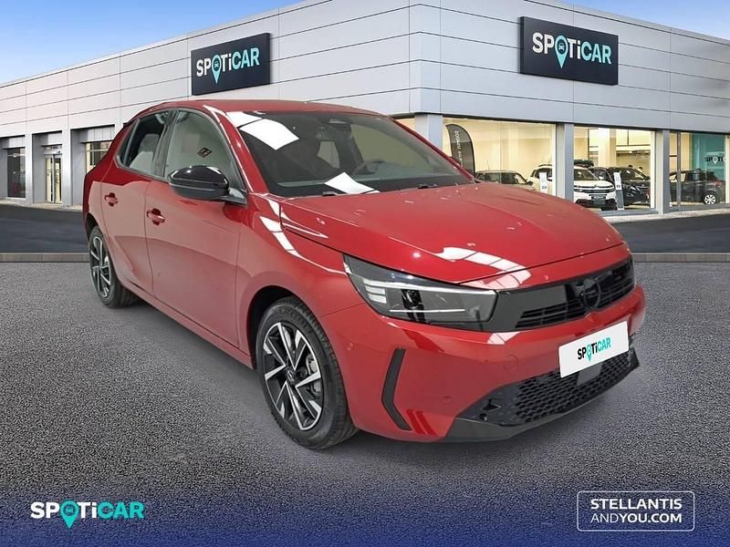 Nuevo Opel Corsa 100 CV (73 kW) 2026 Rojo Utilitario