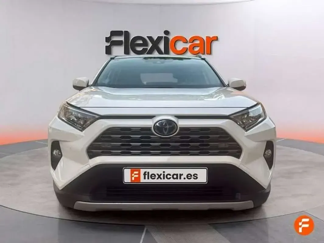 Usado Toyota RAV4 Hybrid Advance 218 CV (160 kW) 2021 Blanco SUV