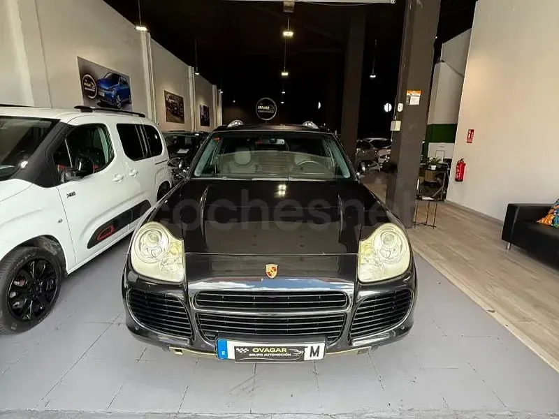 Usado Porsche Cayenne Turbo 450 CV (330 kW) 2006 Negro SUV