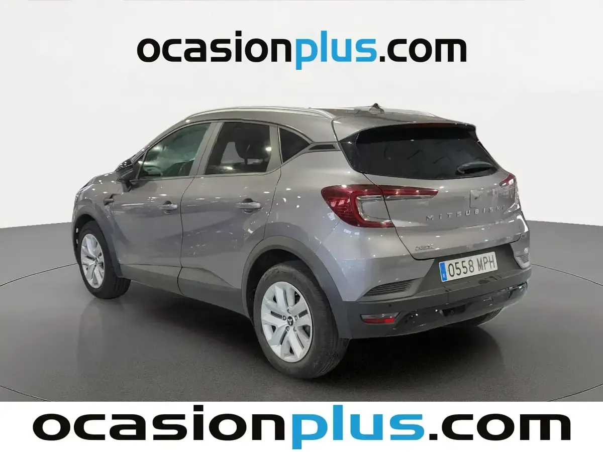 Usado Mitsubishi ASX Motion 91 CV (66 kW) 2024 Gris SUV