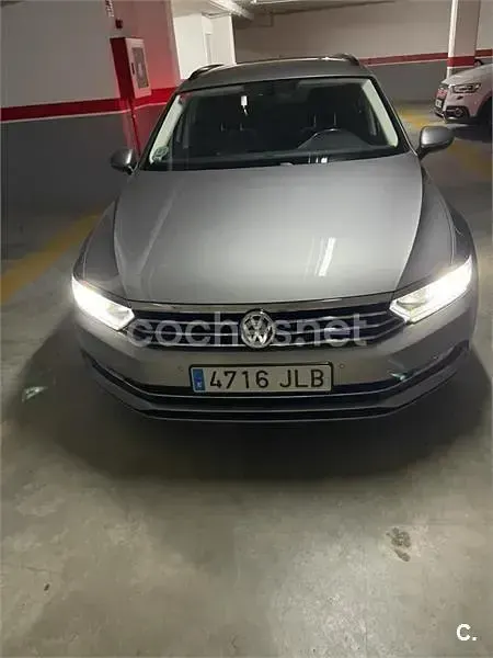 Usado VW Passat Advance 150 CV (110 kW) 2016 Gris / plata Familiar