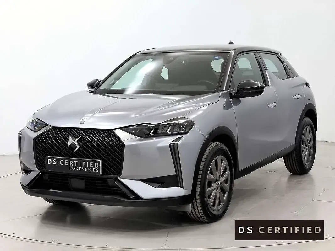 Usado DS Automobiles DS3 Crossback Bastille 101 CV (74 kW) 2023 Gris SUV
