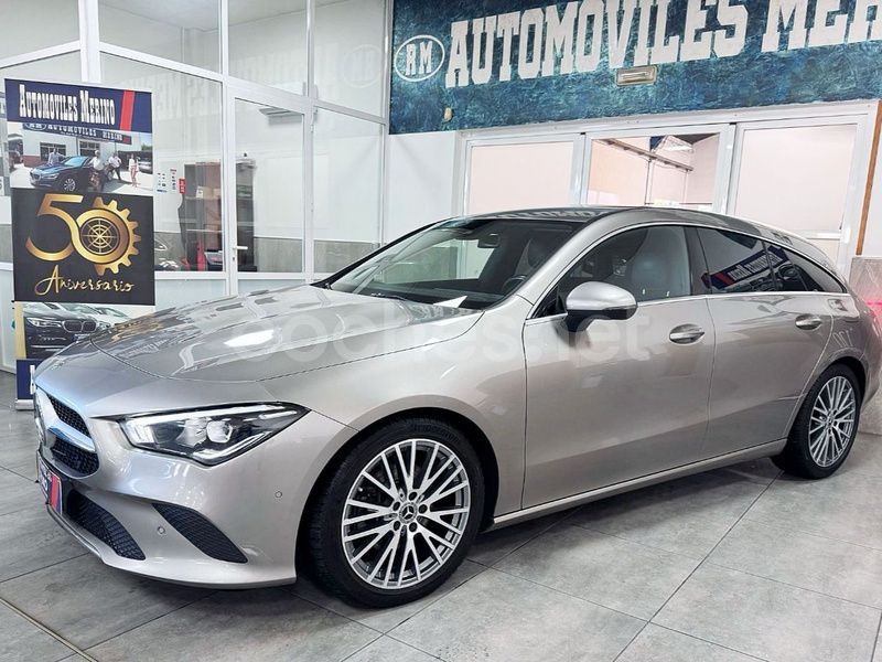 Usado Mercedes CLA200 Shooting Brake 150 CV (110 kW) 2020 Amarillo Familiar