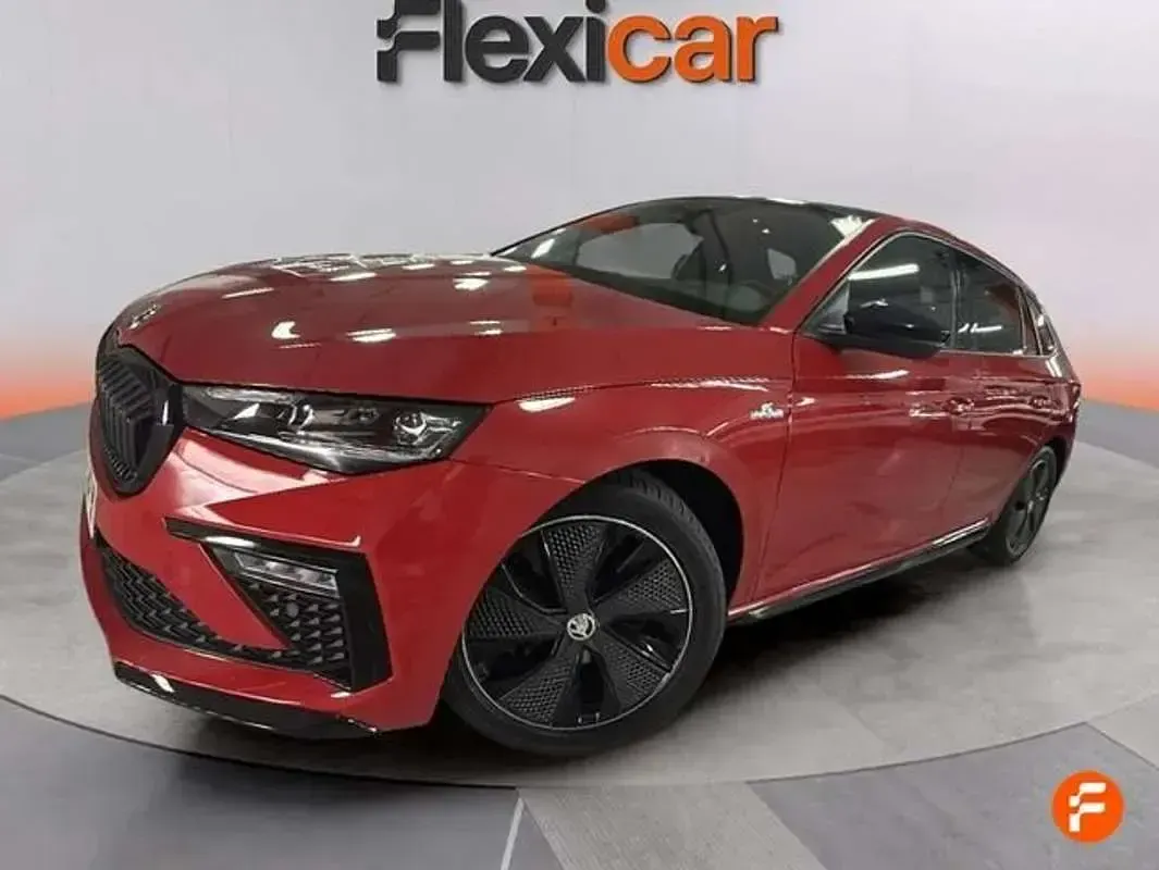 Usado Skoda Scala Monte Carlo 116 CV (85 kW) 2024 Rojo Utilitario
