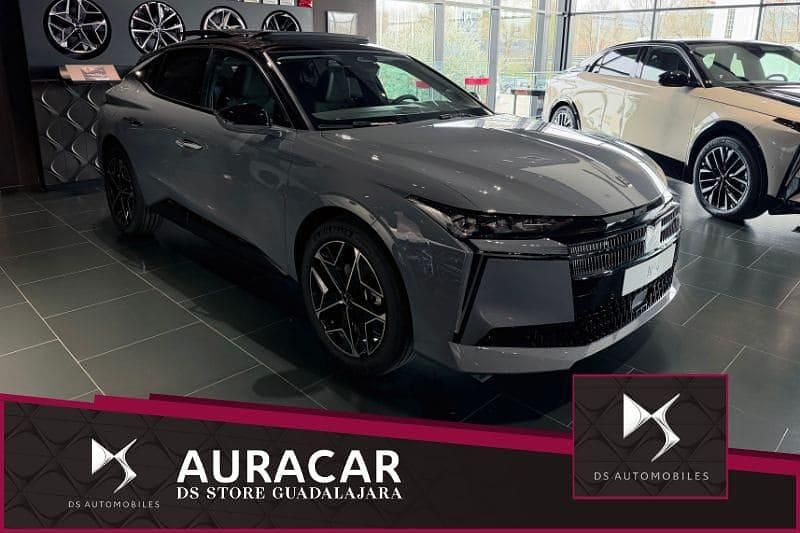 Nuevo DS Automobiles DS4 145 CV (106 kW) 2025 Gris Berlina