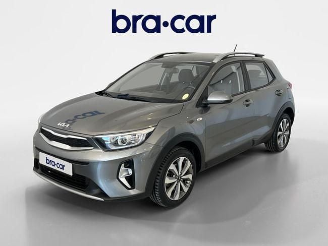 Usado Kia Stonic 84 CV (61 kW) 2023 Gris SUV