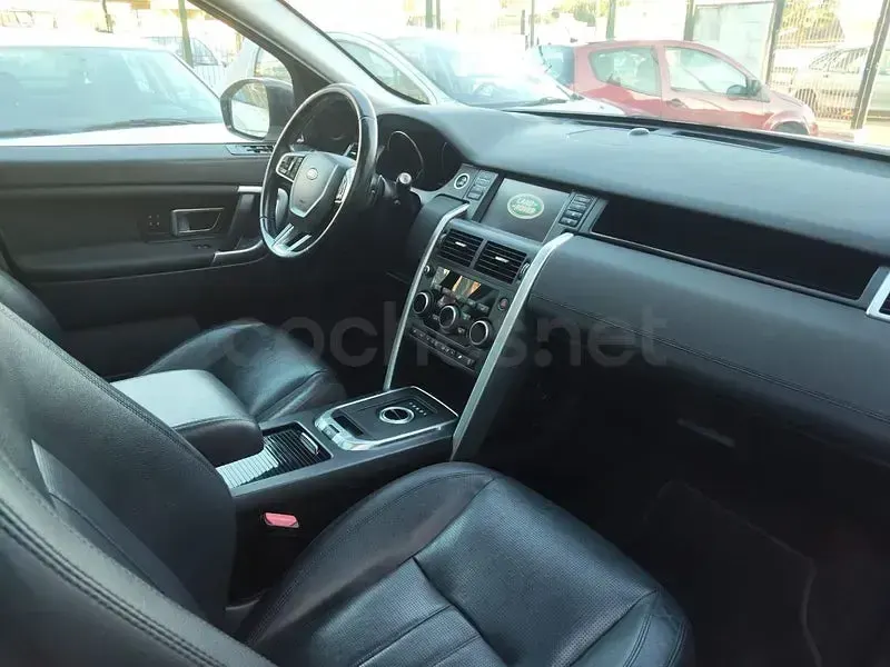 Usado Land Rover Discovery Sport HSE Luxury 150 CV (110 kW) 2016 Blanco SUV