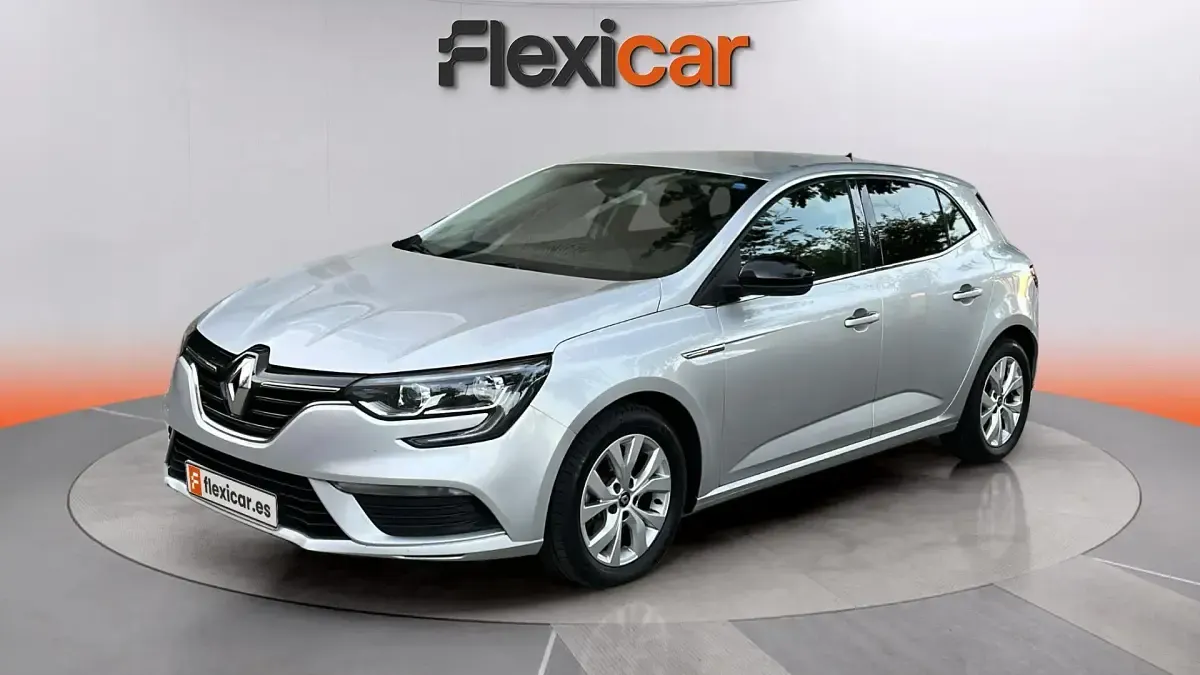 Usado Renault Mégane LIMITED 140 CV (102 kW) 2020 Gris Utilitario