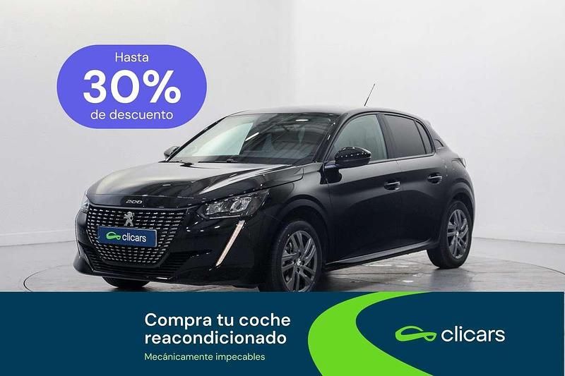 Usado Peugeot 208 Active 102 CV (75 kW) 2022 Negro Utilitario