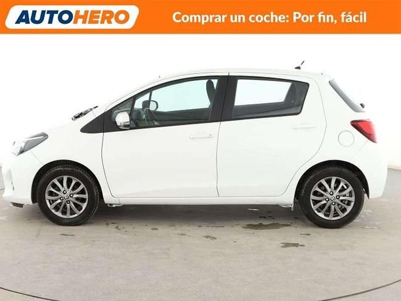 Usado Toyota Yaris Active 101 CV (74 kW) 2016 Blanco Utilitario