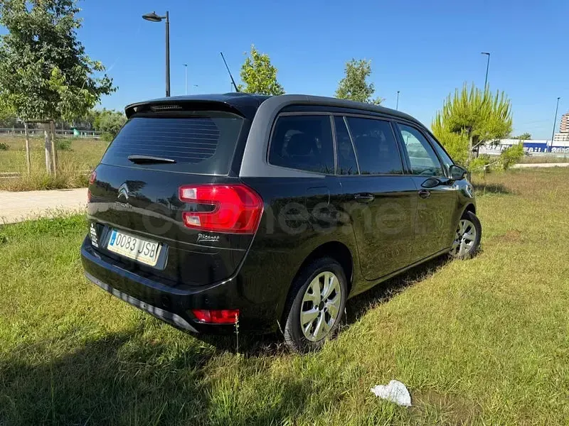 Usado Citroën Grand C4 Picasso Live 120 CV (88 kW) 2016 Negro Monovolumen