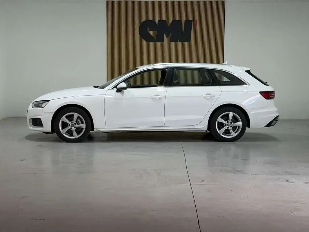 Usado Audi A4 Advanced Plus 190 CV (139 kW) 2020 Blanco Familiar