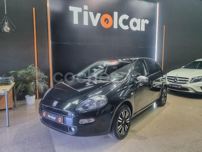 Negro Usado 2015 Fiat Punto Young Berlina | 6000 € (Precio justo) - Imagen 1/4