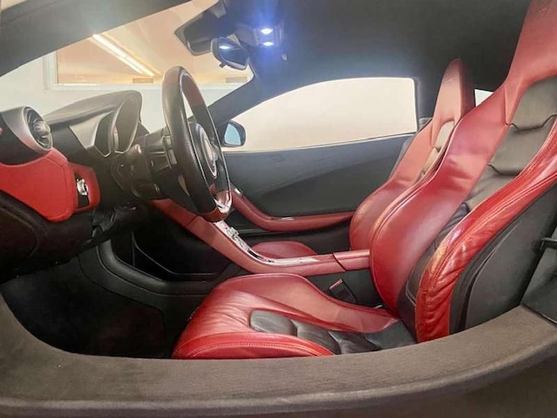 Usado McLaren MP4-12C 625 CV (459 kW) 2013 Blanco Coupe