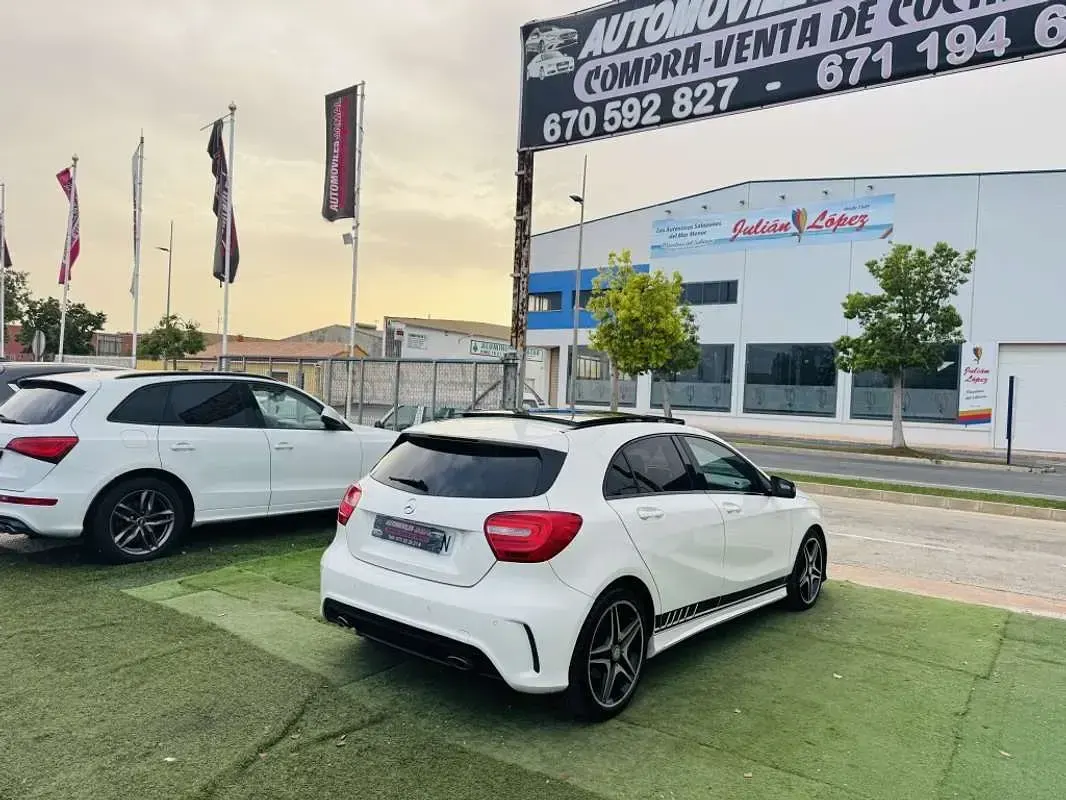Usado Mercedes A200 AMG line 136 CV (100 kW) 2013 Blanco Utilitario