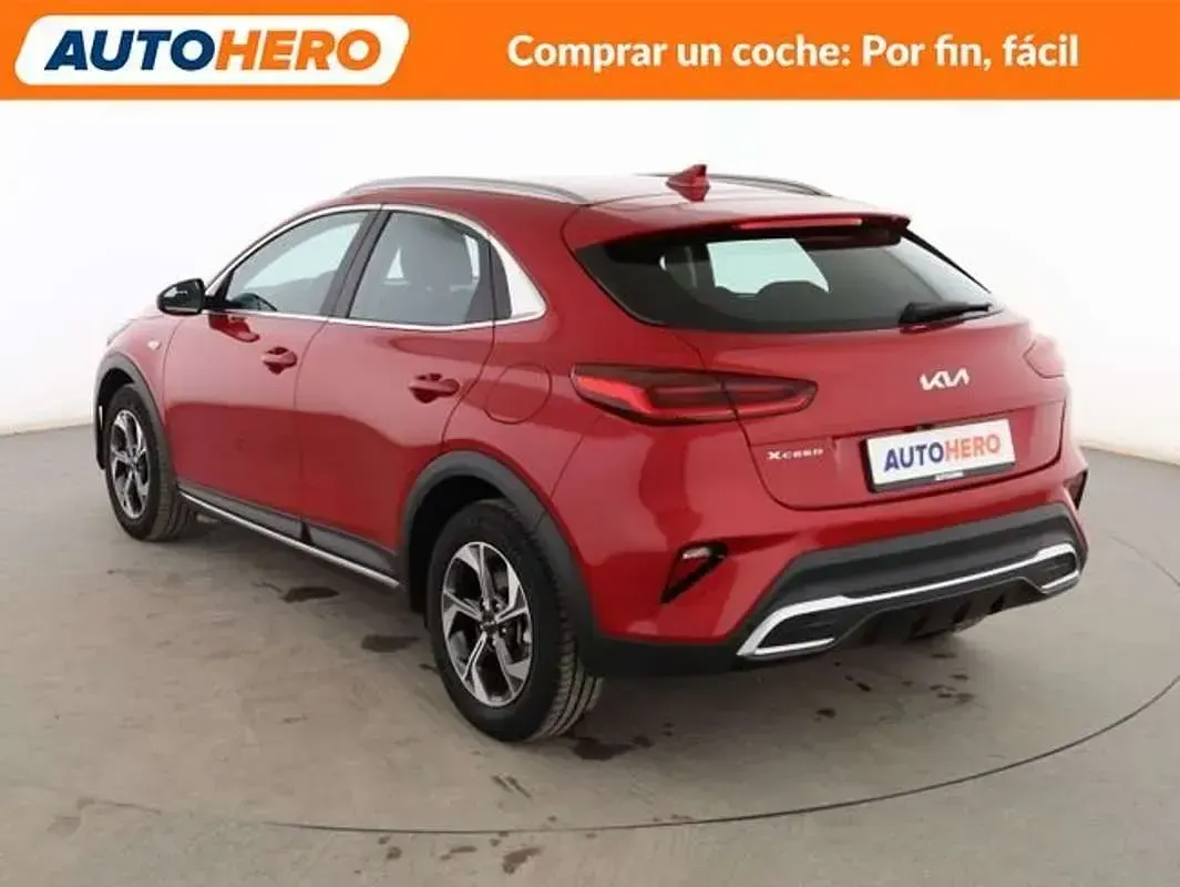 Usado Kia XCeed 120 CV (88 kW) 2024 Rojo SUV